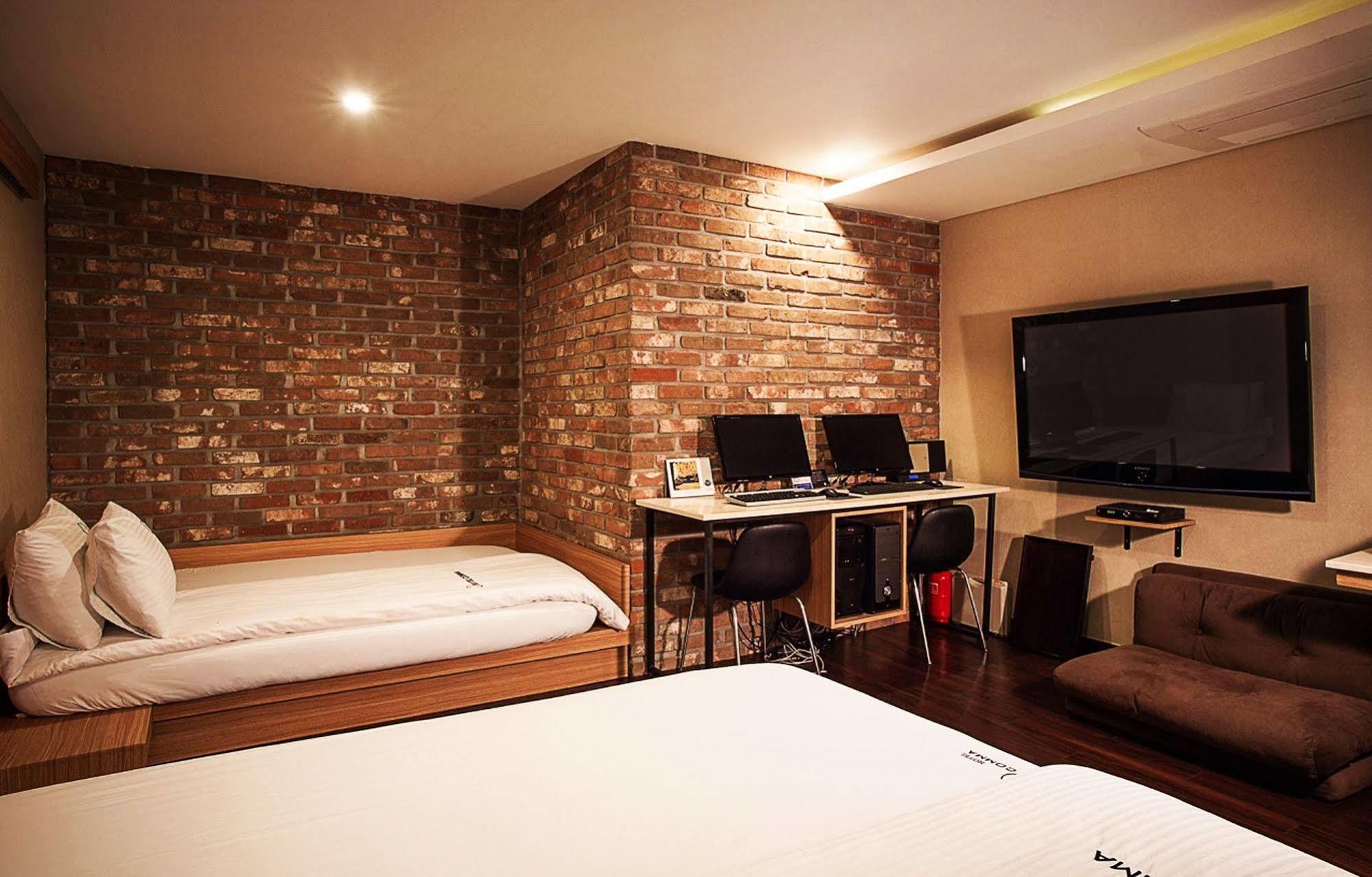 Comma Hotel Busan Extérieur photo